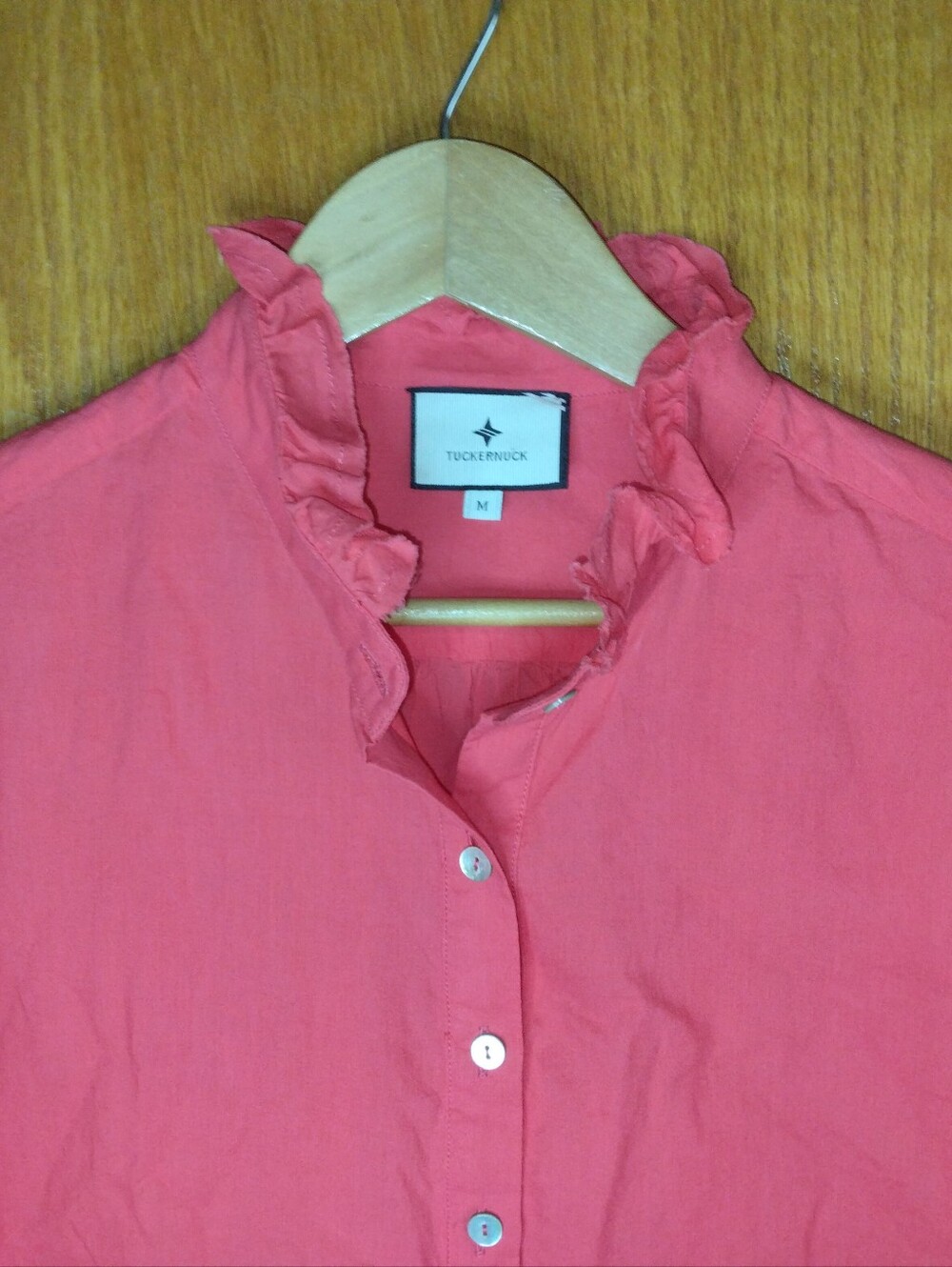 New Tuckernuck Poppy Red Teagan Popover Shirt Size M - Picture 7 of 13